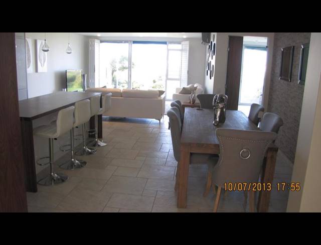 3 BEDROOM PROPERTY TO RENT IN DOLPHIN BEACH
